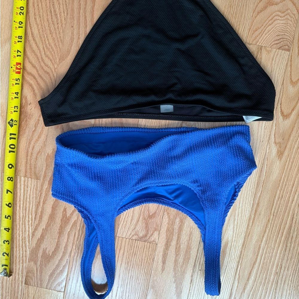 Old Navy Vibrant Blue and black swimsuit - Picture 6 of 12